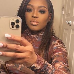 Meet your Posher, Kiara